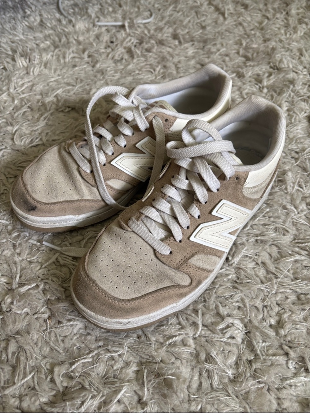 Woman’s New Balance 480 Sz 7